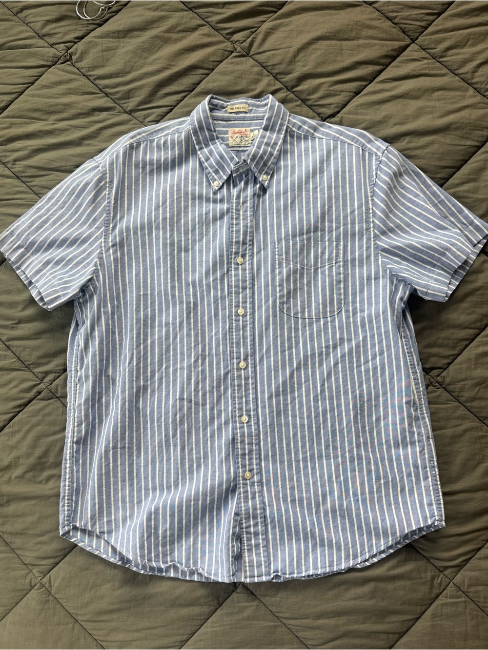 J.Crew Broken-In Oxford Blue Stripe Short Sleeve Button Down Shirt Men’s Large